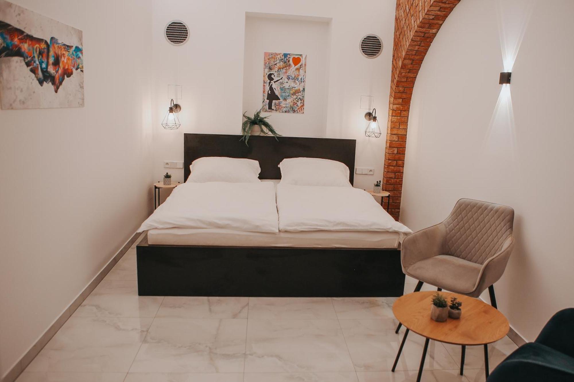 Zizkoff Apartments Praga Esterno foto